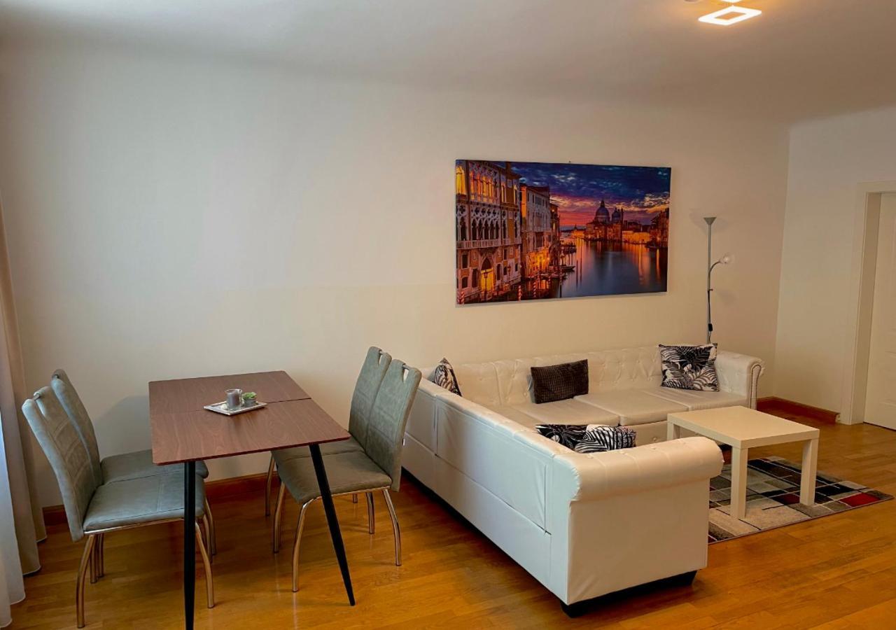 Apartment Wien Mitte Viena Exterior foto