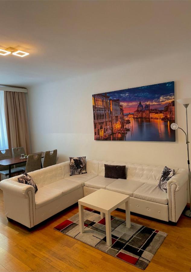 Apartment Wien Mitte Viena Exterior foto